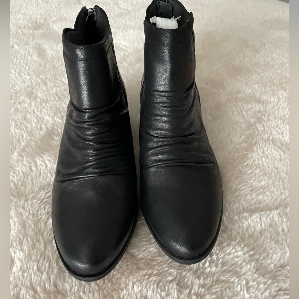 Baretraps Booties